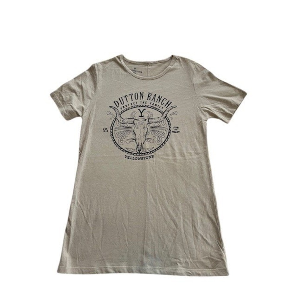 Yellowstone Dutton Ranch Protect the Family T Shirt Women Small S Short Sleeve